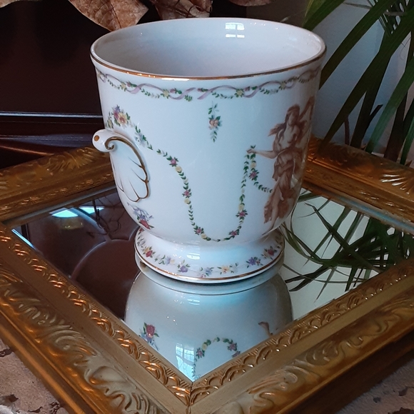 Vintage Mid 20th Century European Style Cachepot - Picture 6 of 9